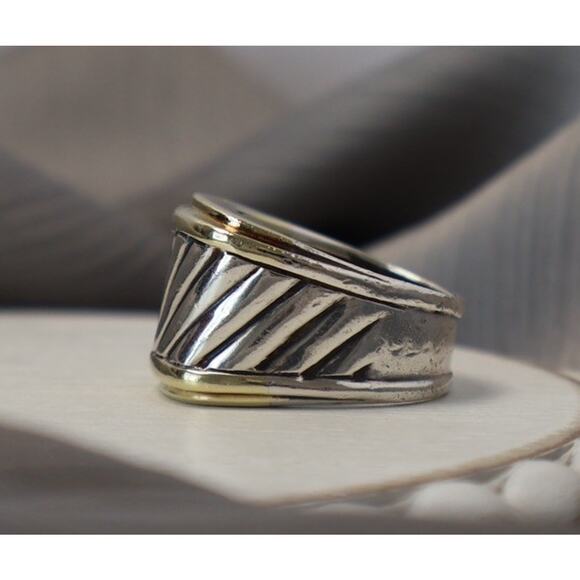 David Yurman 14k Yellow Gold & Sterling Silver Cigar Ring 8.23G / Sz 6 - Picture 4 of 6